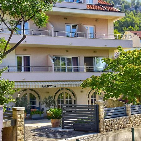 Bed and Breakfast Pansion Mlikota Promajna Esterno foto