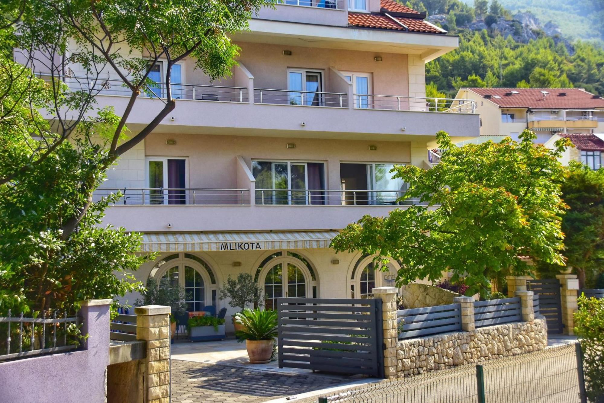 Bed and Breakfast Pansion Mlikota Promajna Esterno foto